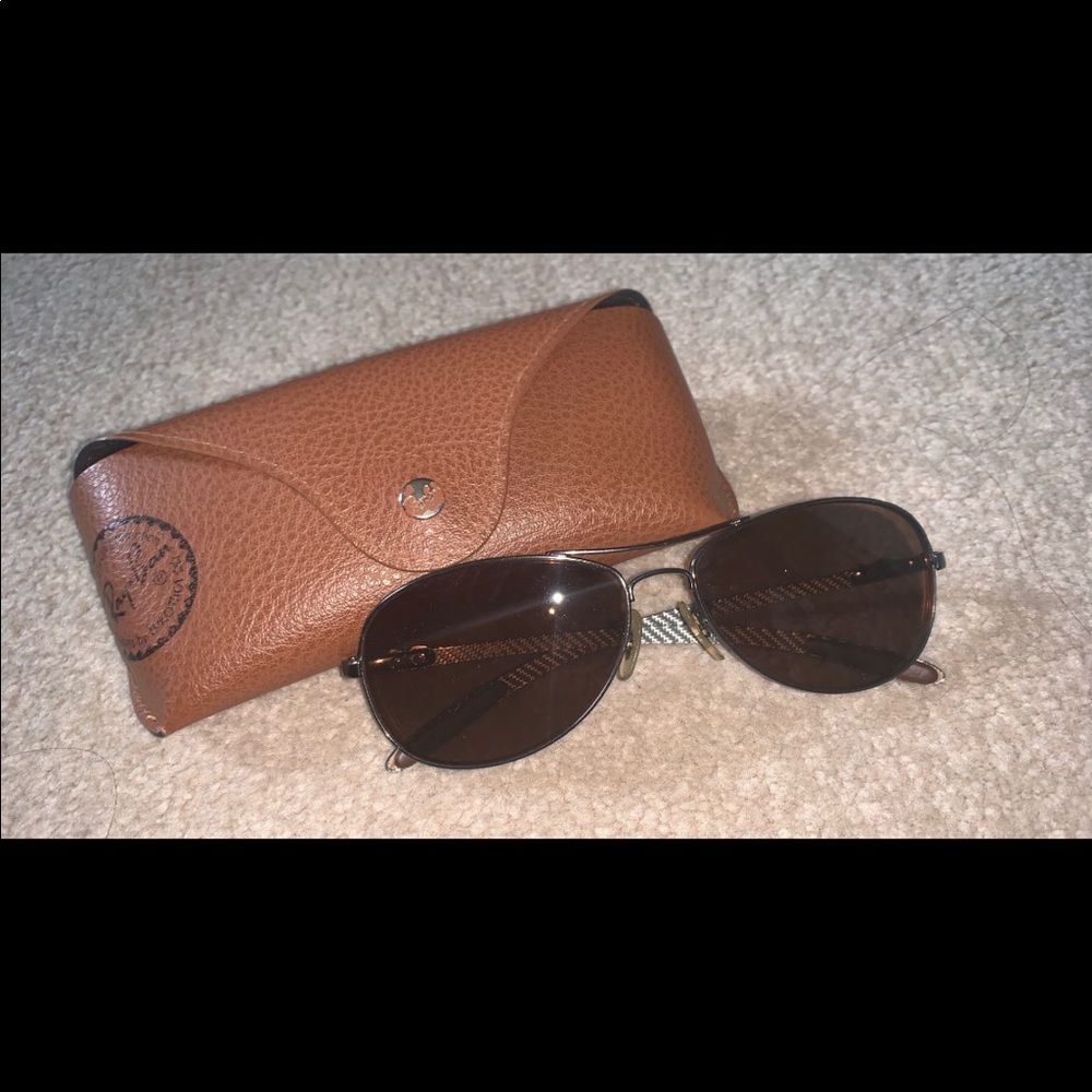💥Rayban Glasses (**prescription** - but lenses can be replaces)💥